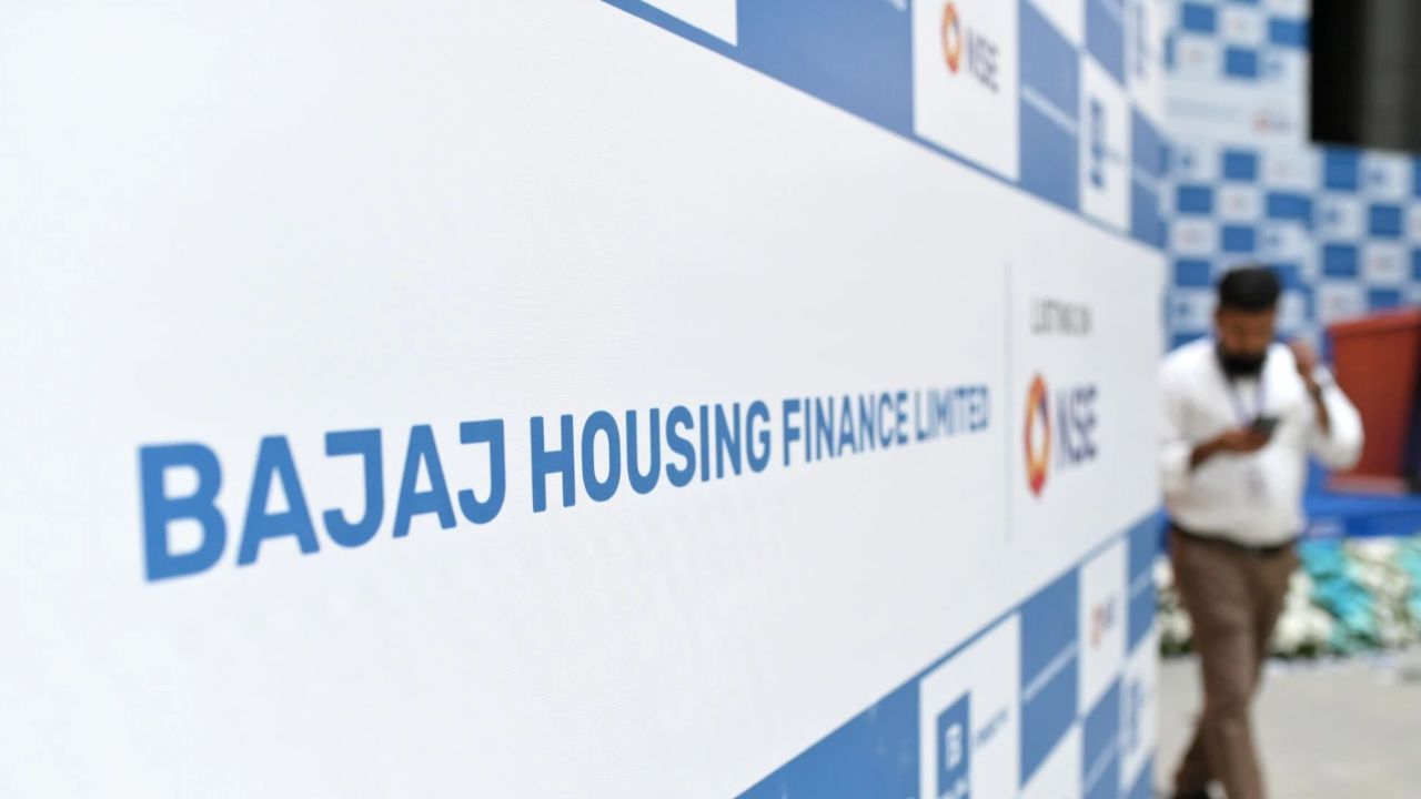 Bajaj Housing Finance Reports 25% YoY Increase In Q3 PAT, Shares Draw Investor Attention