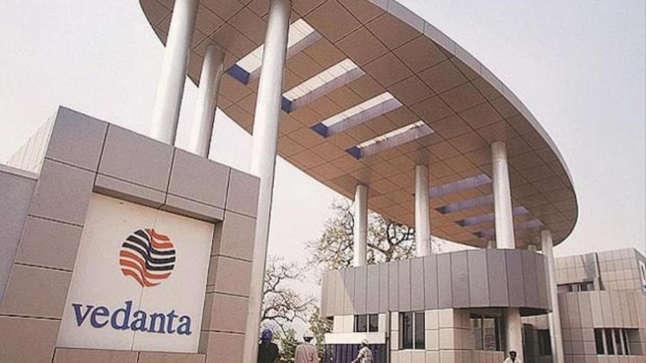 Vedanta Shares Surge After Fitch Upgrades Rating To B+ with Stable Outlook